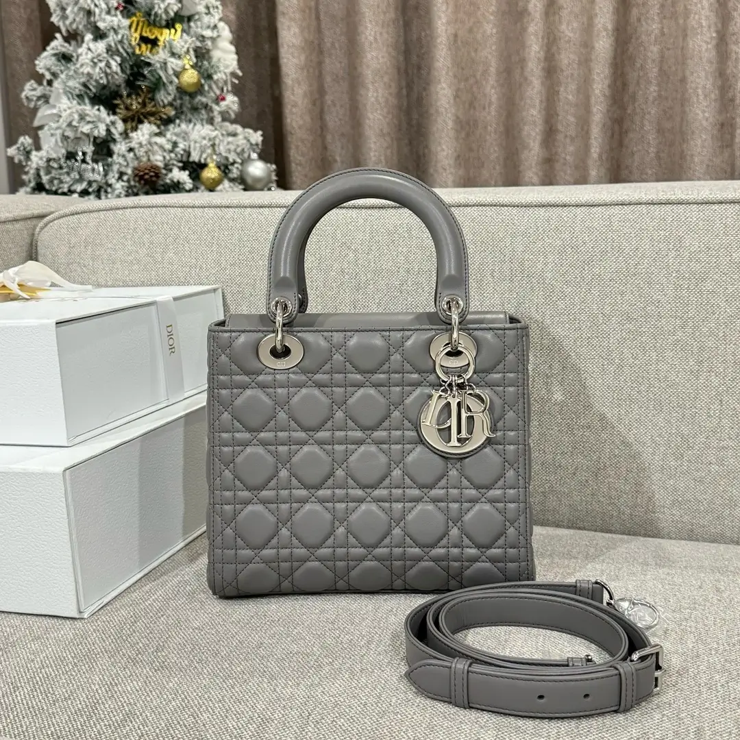 ميديم ليدي د