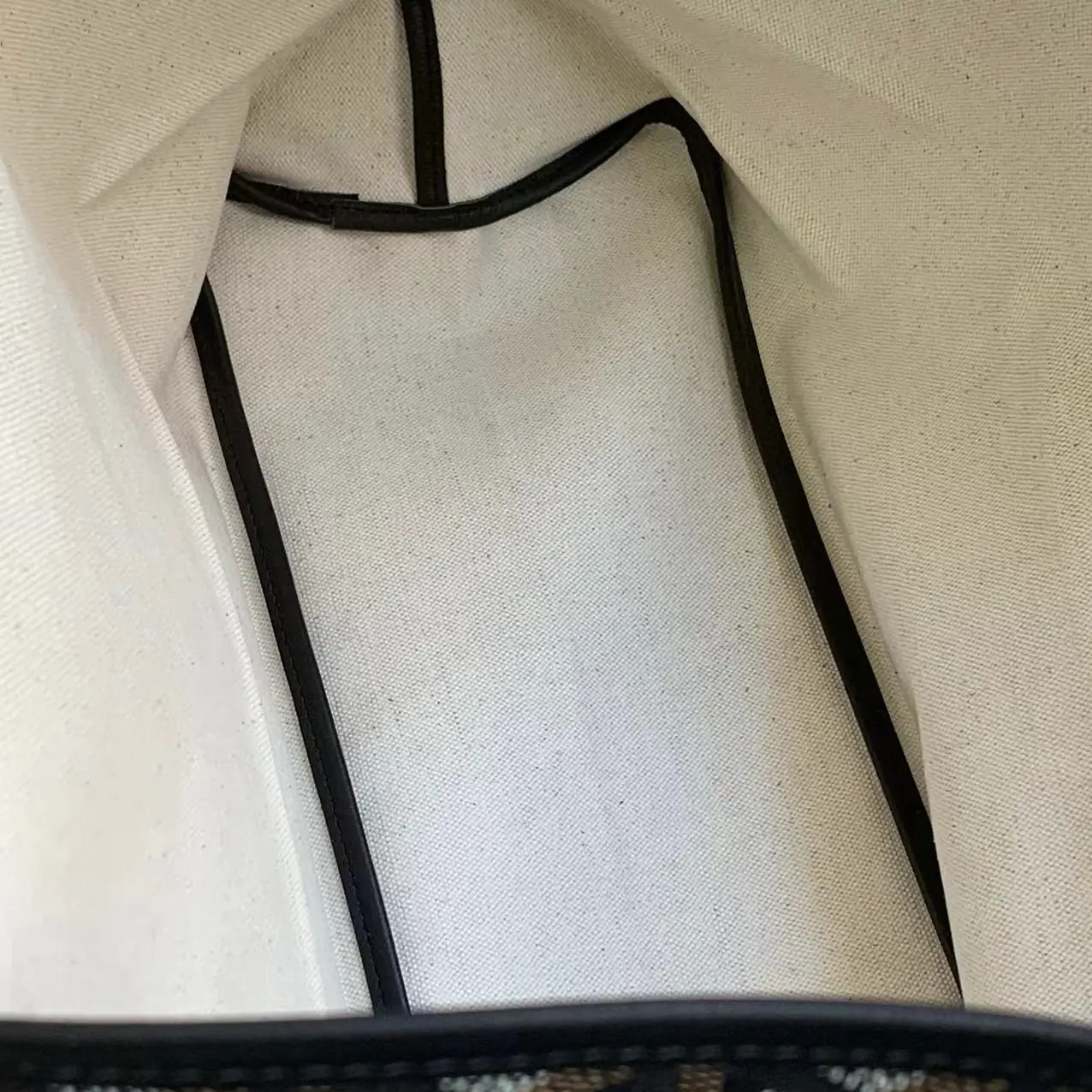 ساينت لويس بي إم - Image 4