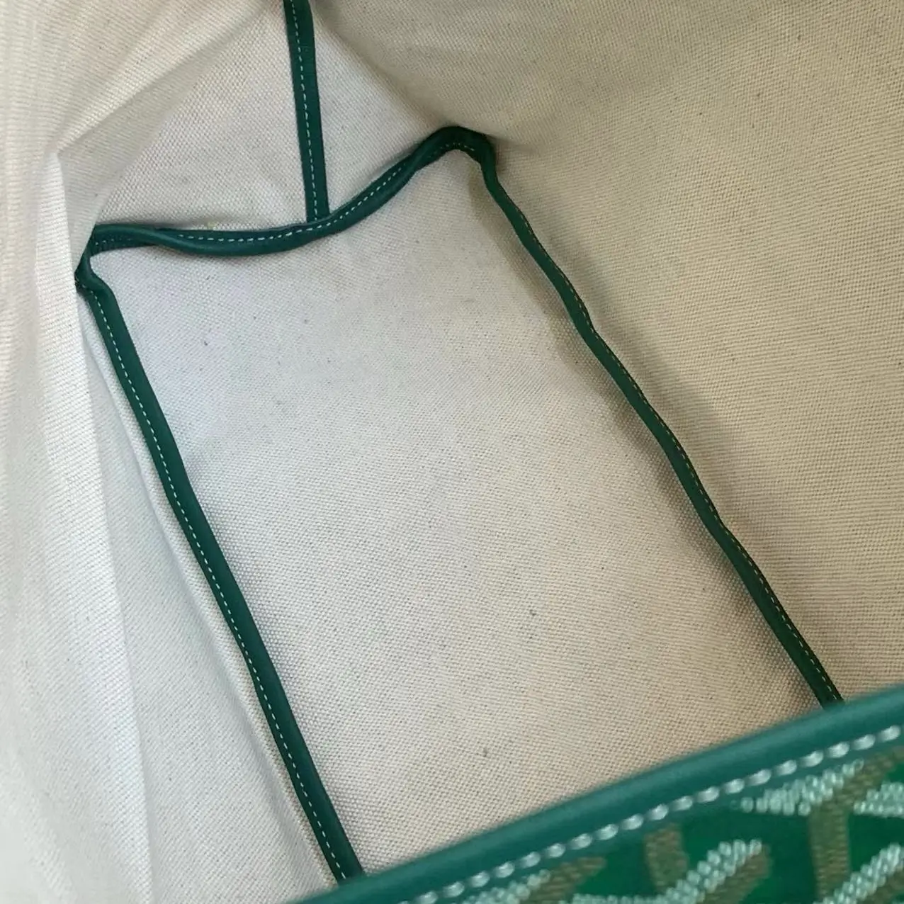 ساينت لويس بي إم - Image 6