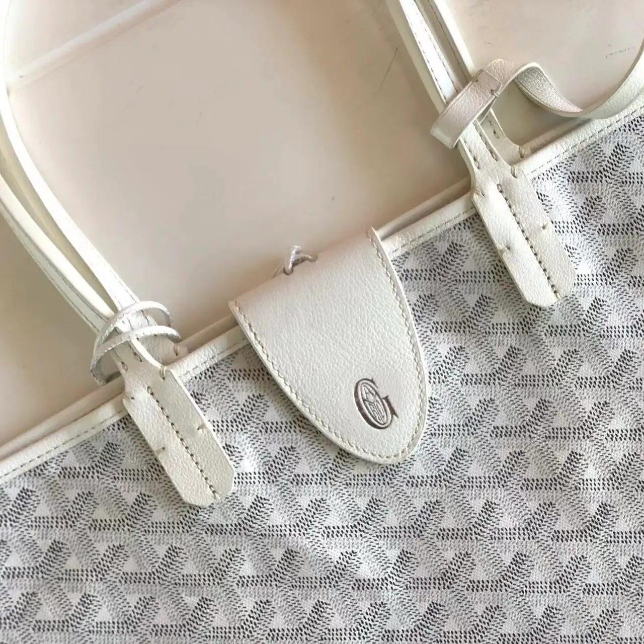 ساينت لويس بي إم - Image 3