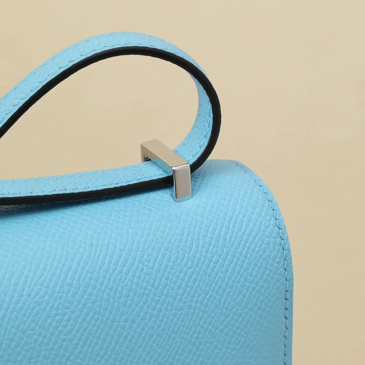 ميني كونستانس / ٧ن - Image 6