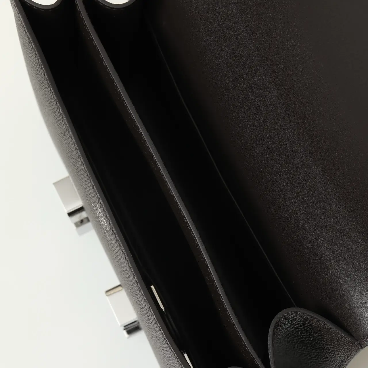 ميني كونستانس / ٤ك - Image 7