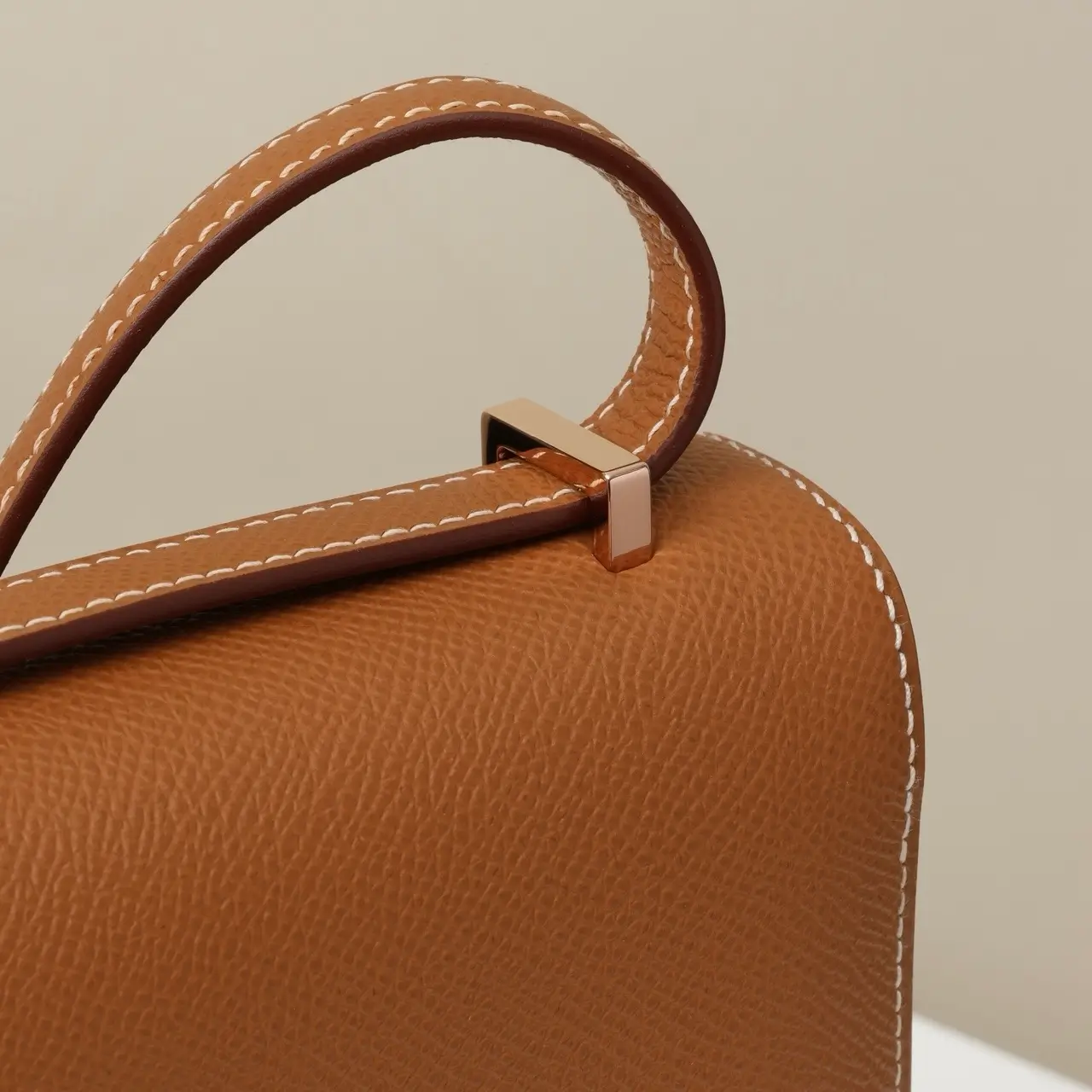 ميني كونستانس / كك٣٧ - Image 6