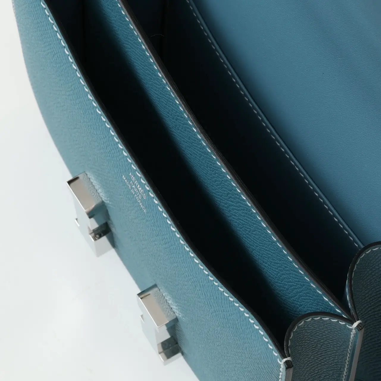 ميني كونستانس / د٢ - Image 7