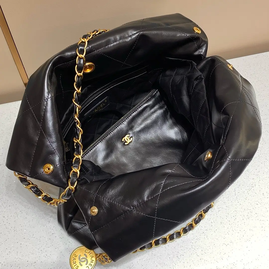 ميديام٢٢ شنطة - Image 5