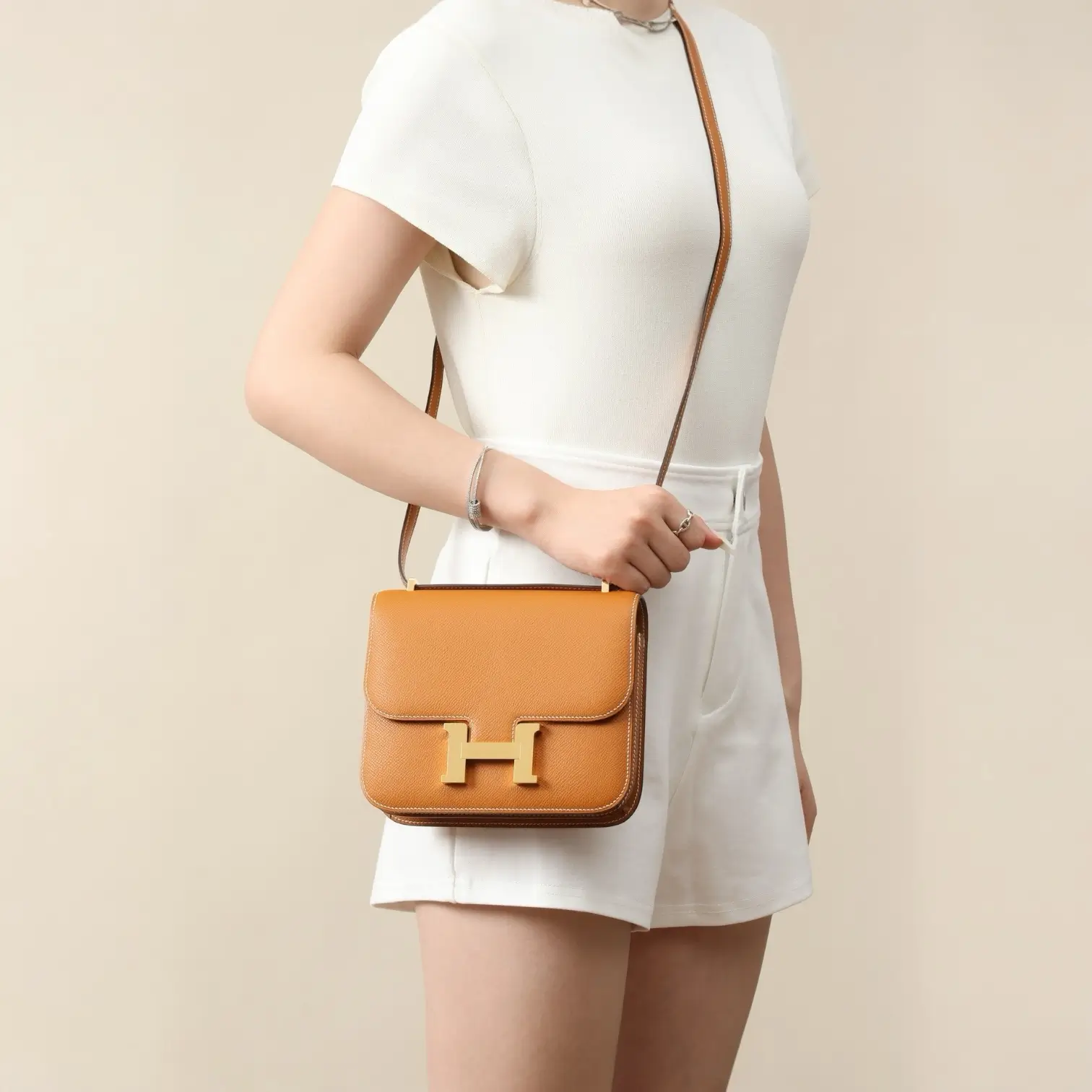 ميني كونستانس / ١ه - Image 8