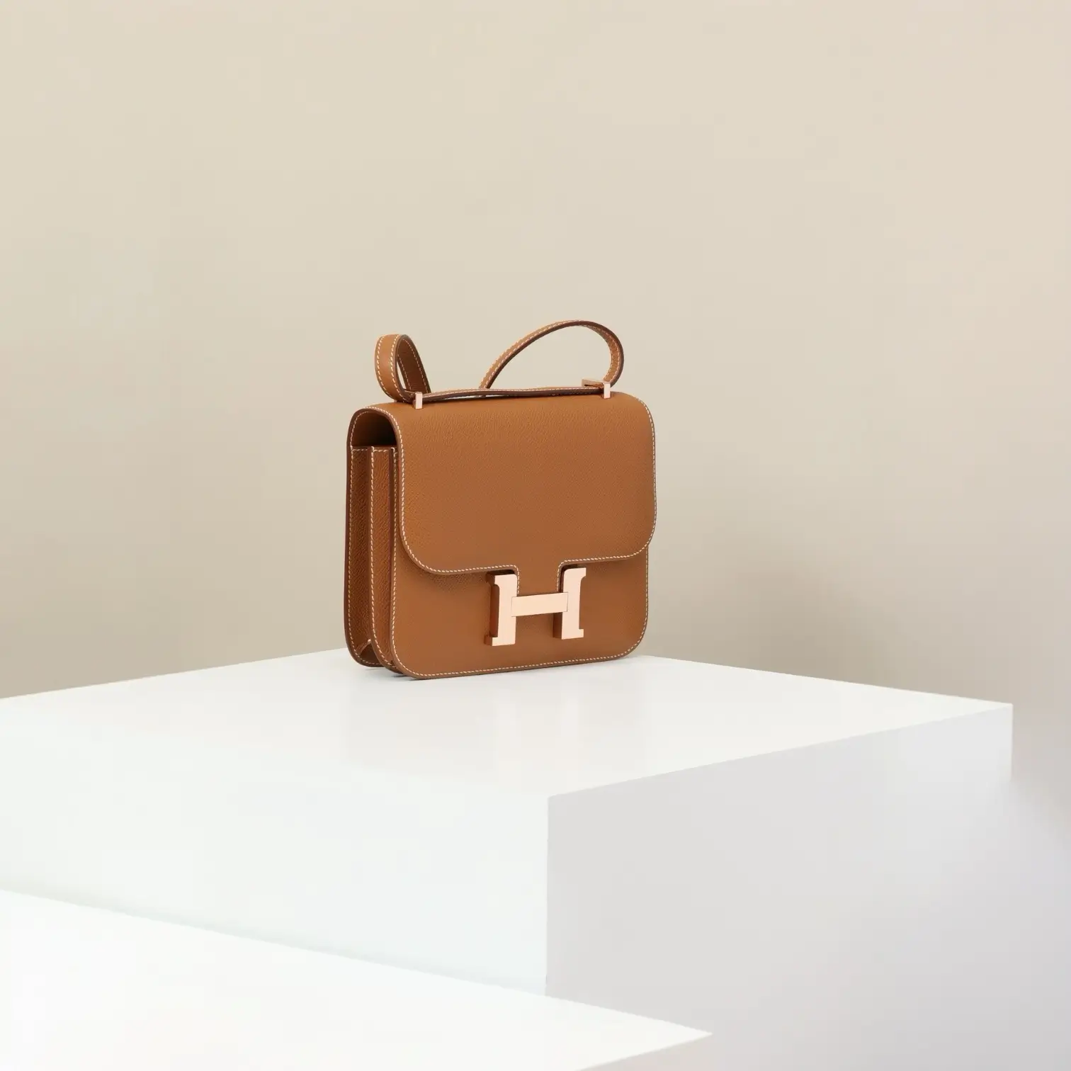 ميني كونستانس / كك٣٧ - Image 2