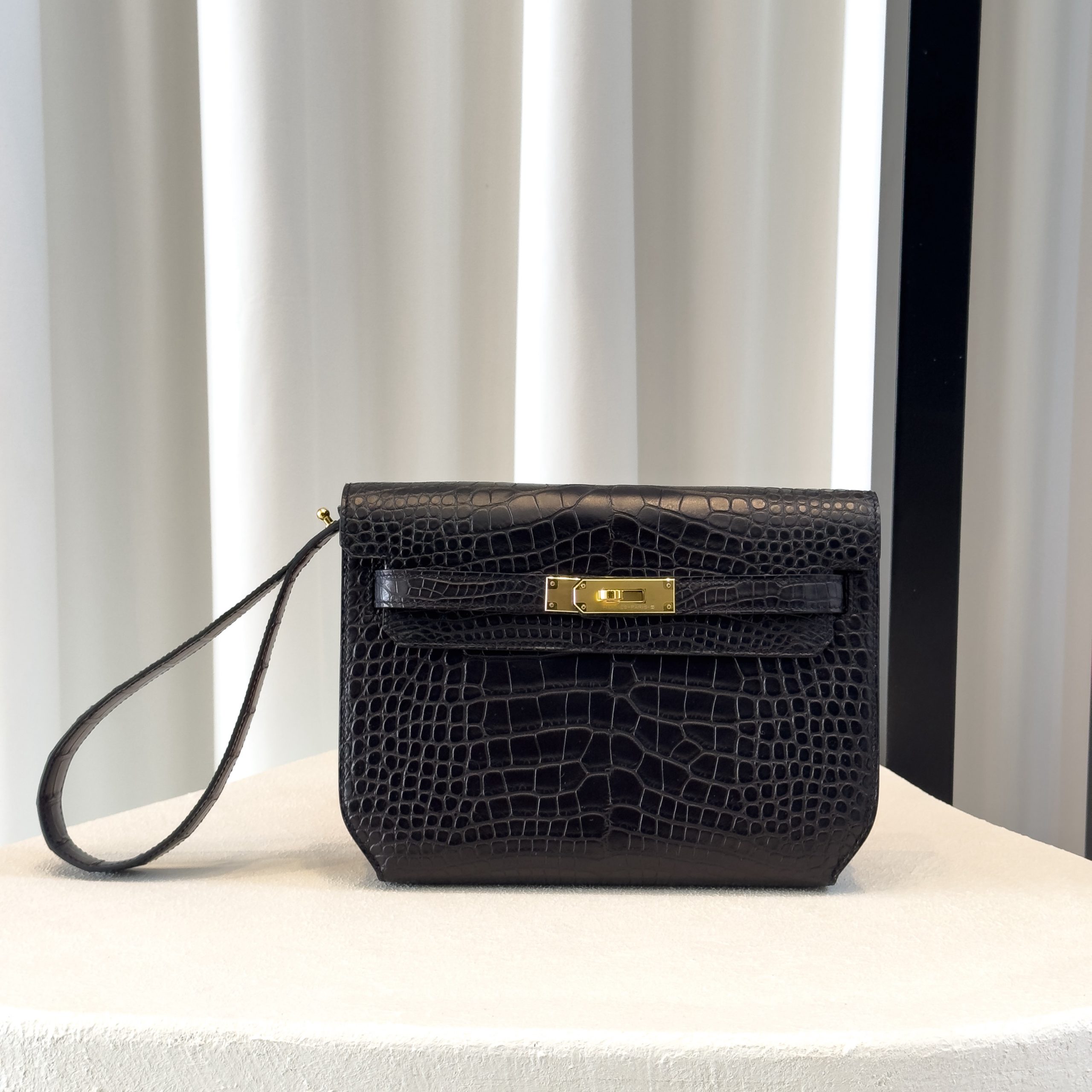 كيلي باوتش  ٢٥  / ٨٩