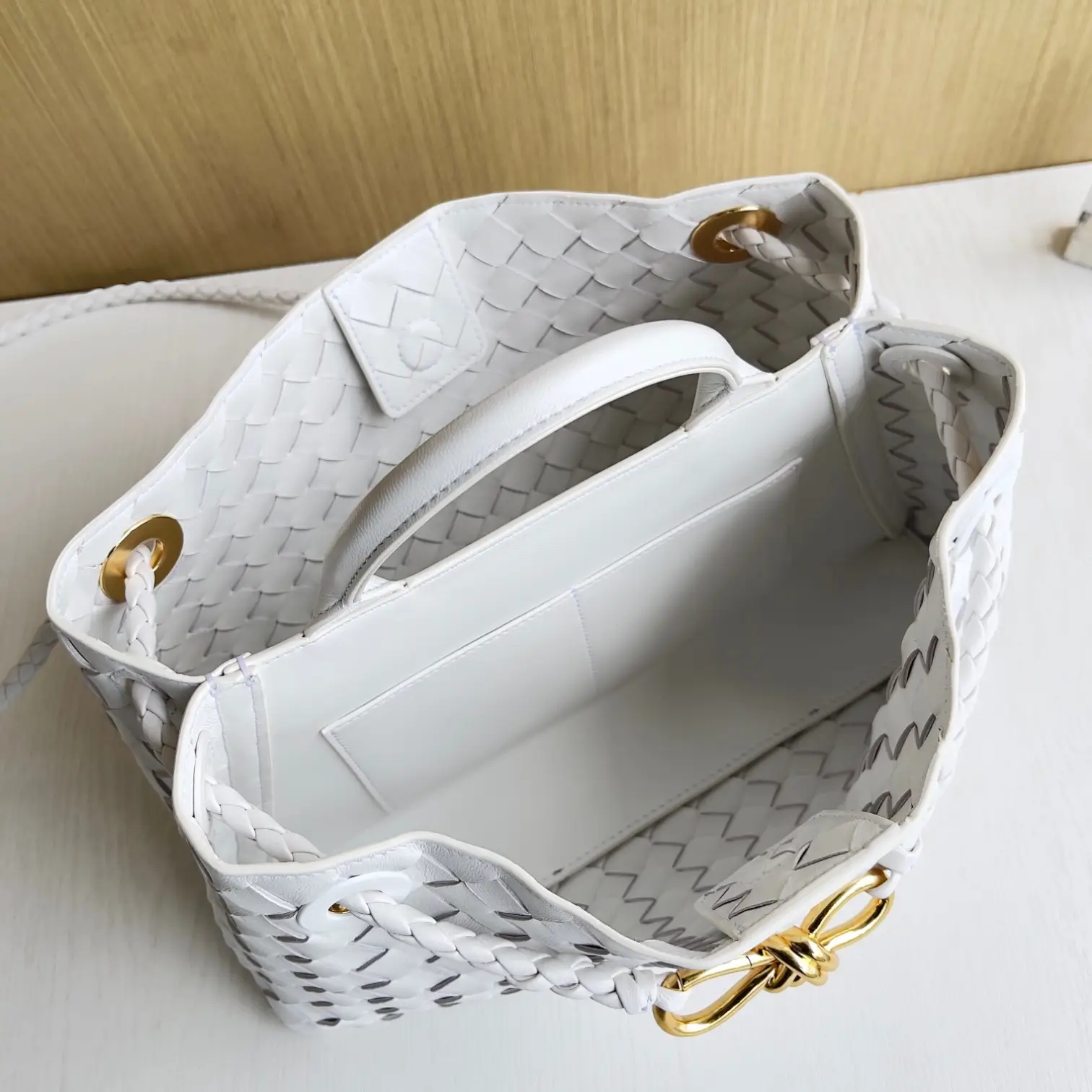 East-West Andiamo - Image 7