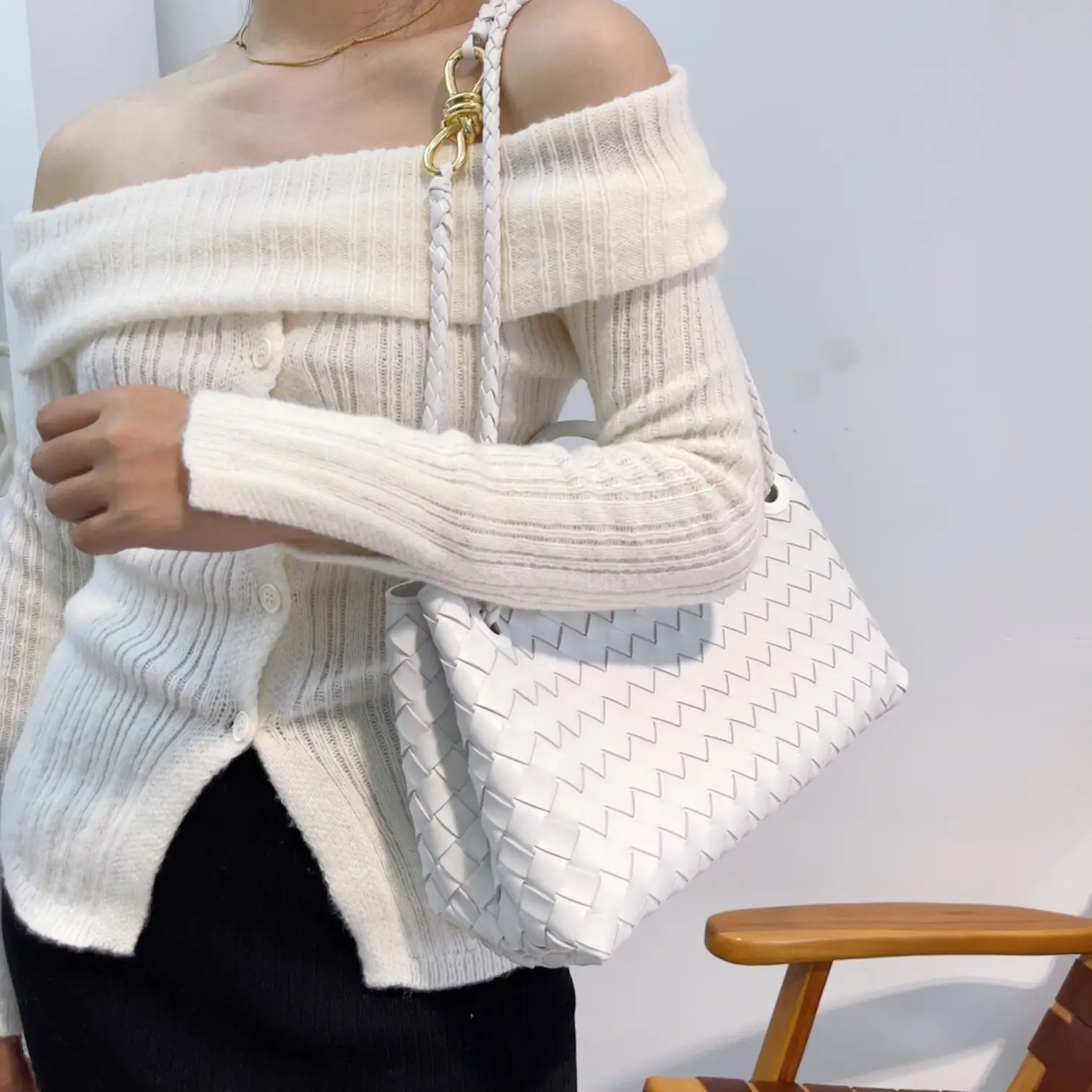 East-West Andiamo - Image 8