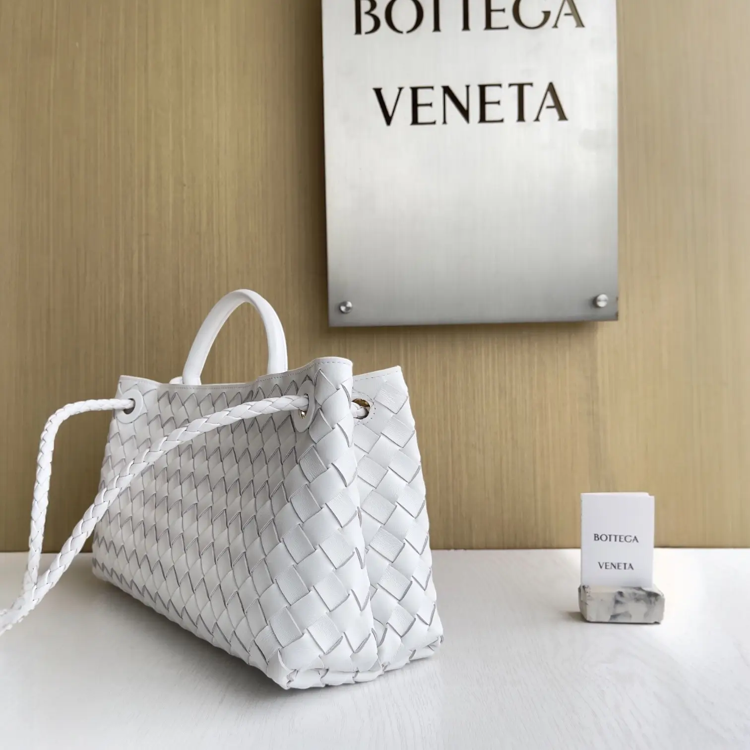 East-West Andiamo - Image 3