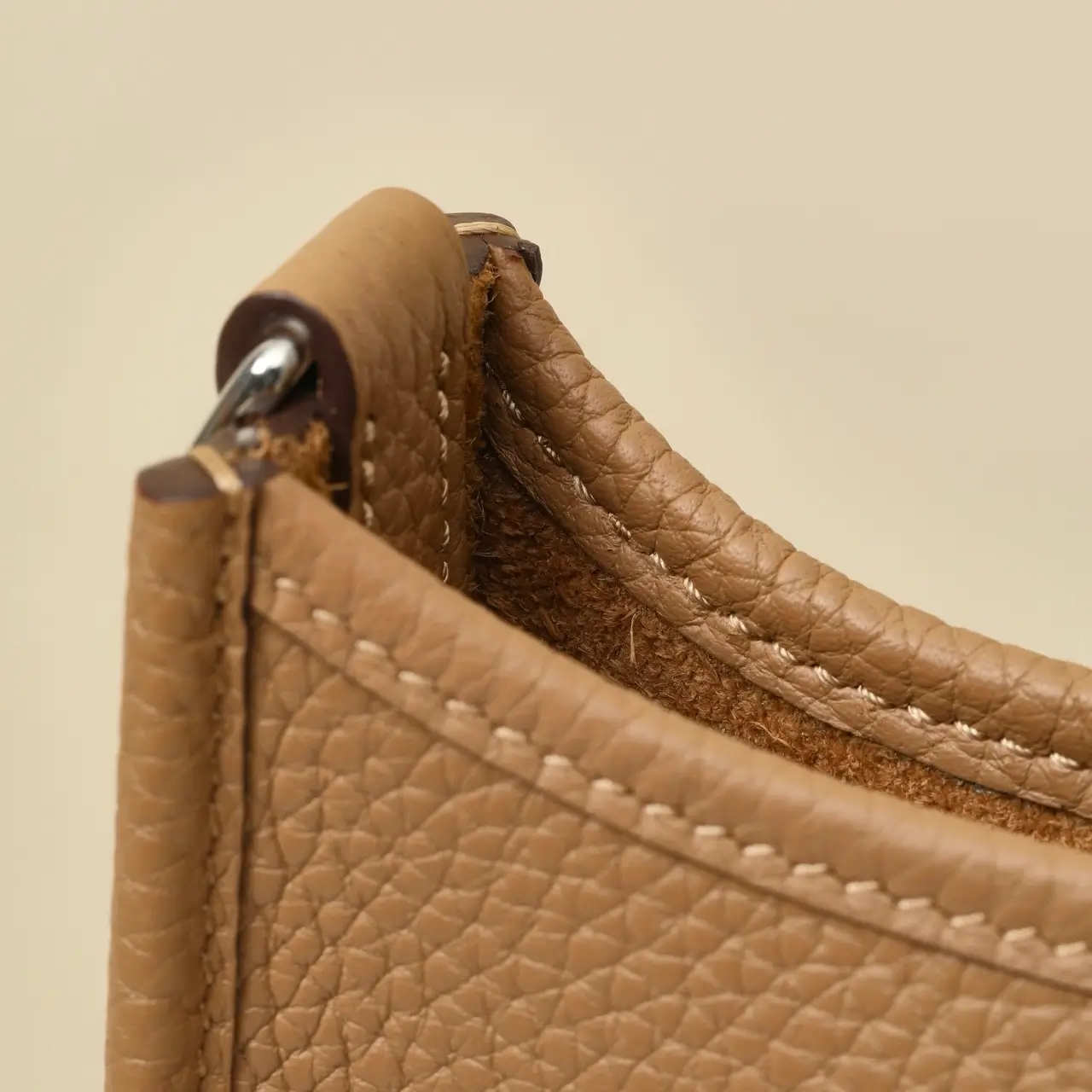 ايفلين ١٦ / ٤ب - Image 5