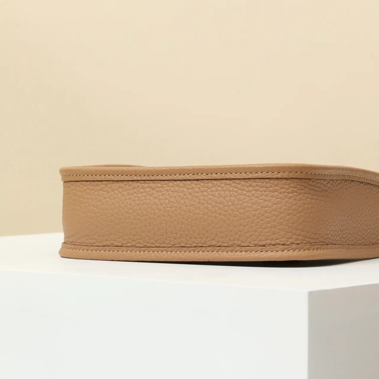 ايفلين ١٦ / ٤ب - Image 4