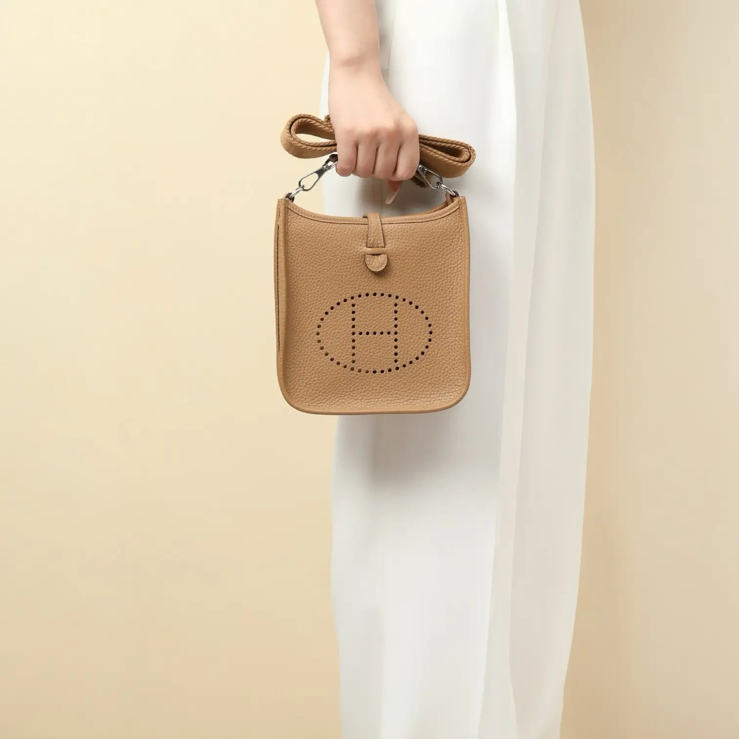 ايفلين ١٦ / ٤ب - Image 9