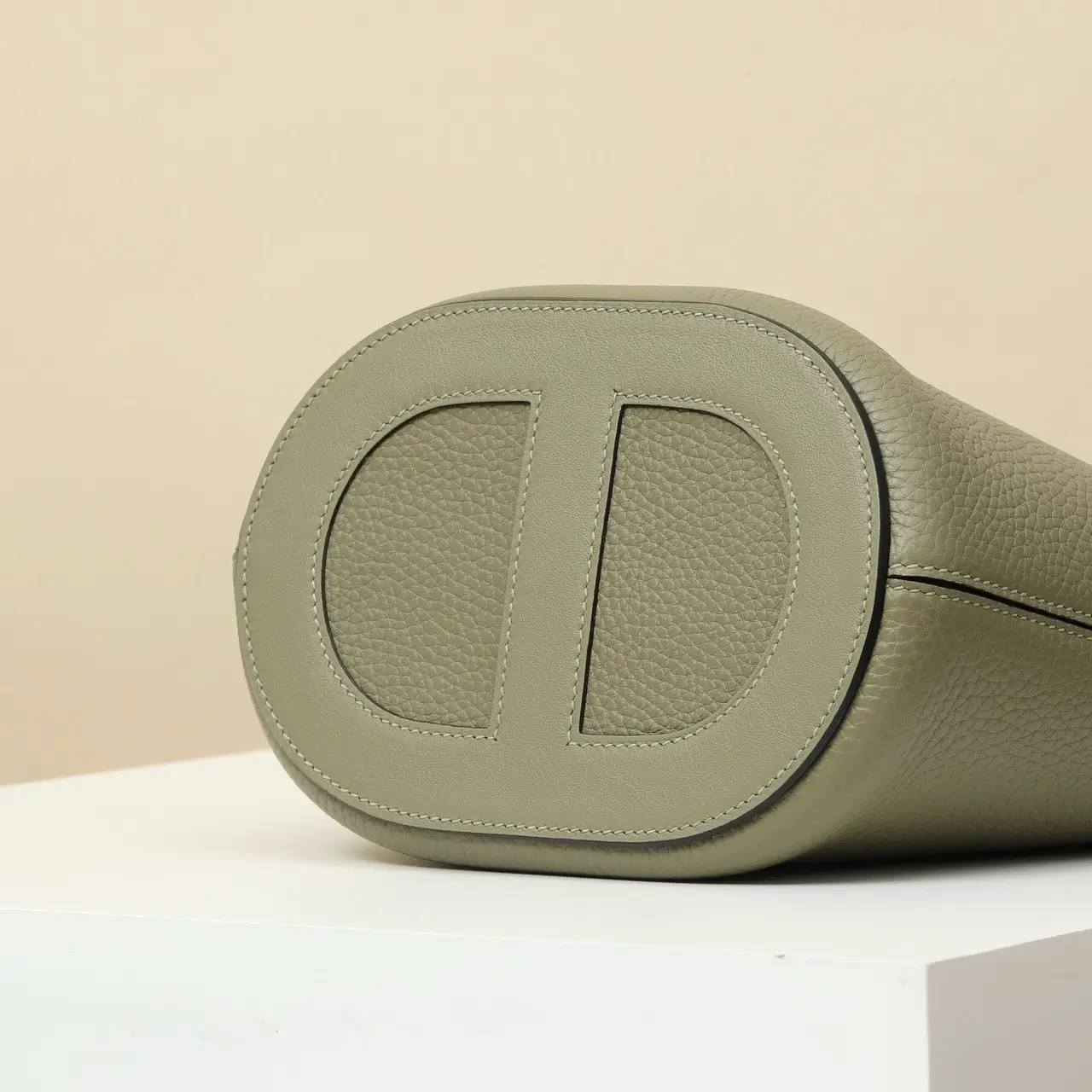 ان ذا لوب ١٨ / ١ق - Image 6