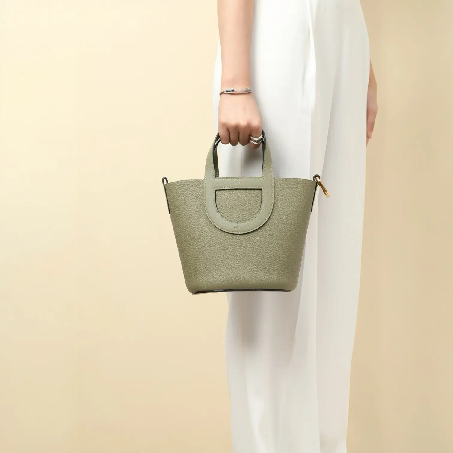 ان ذا لوب ١٨ / ١ق - Image 9