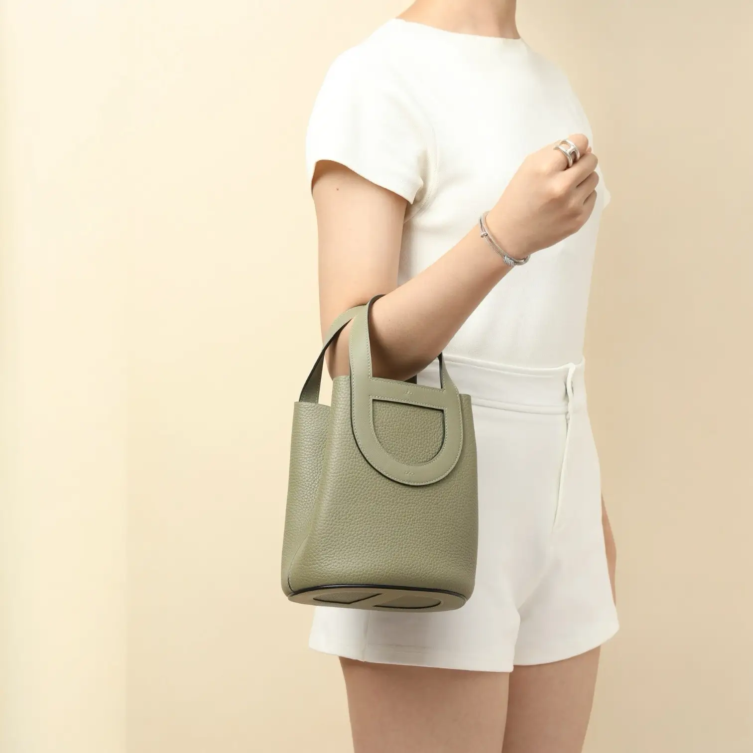 ان ذا لوب ١٨ / ١ق - Image 8