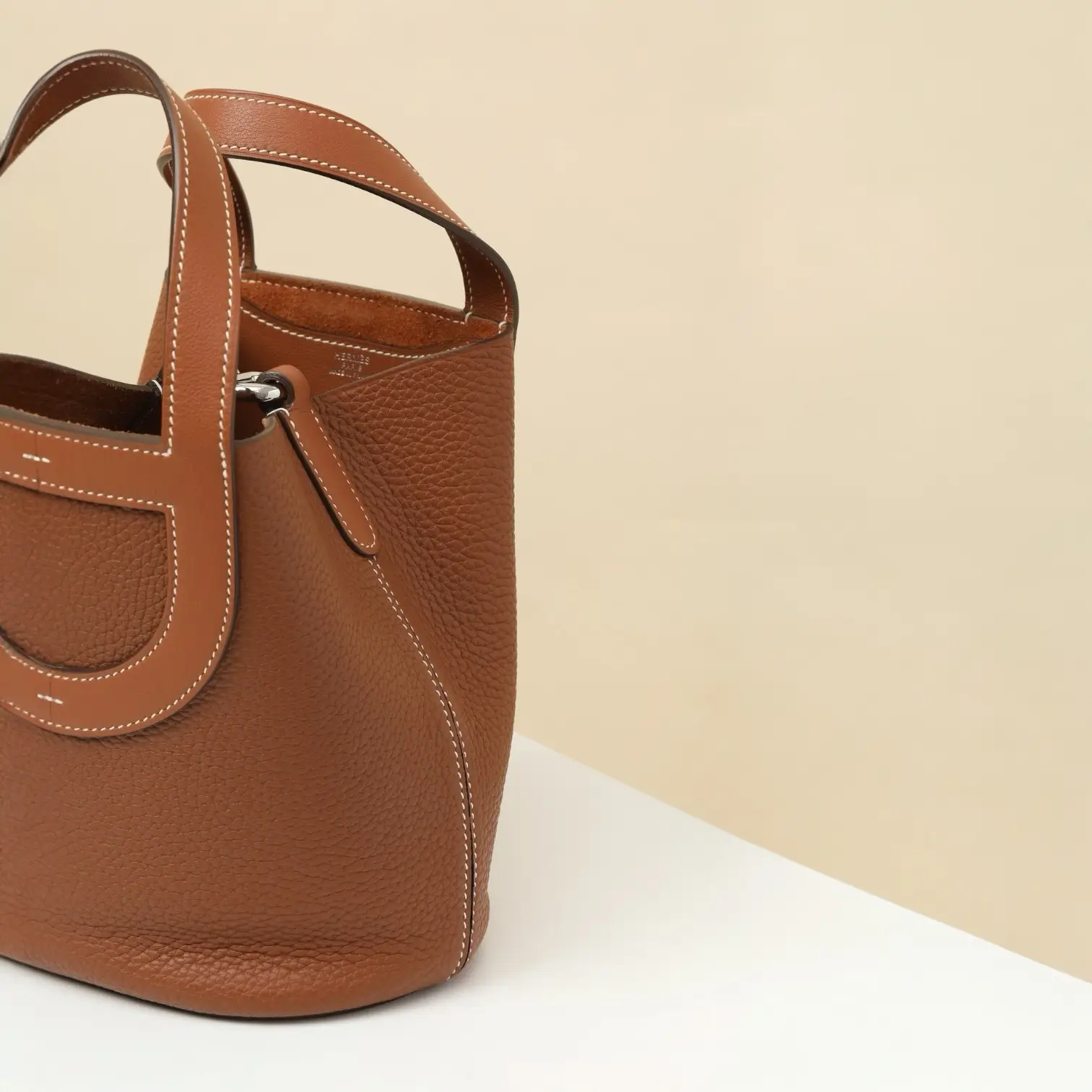 ان ذا لوب ١٨ / كك٣٧ - Image 4