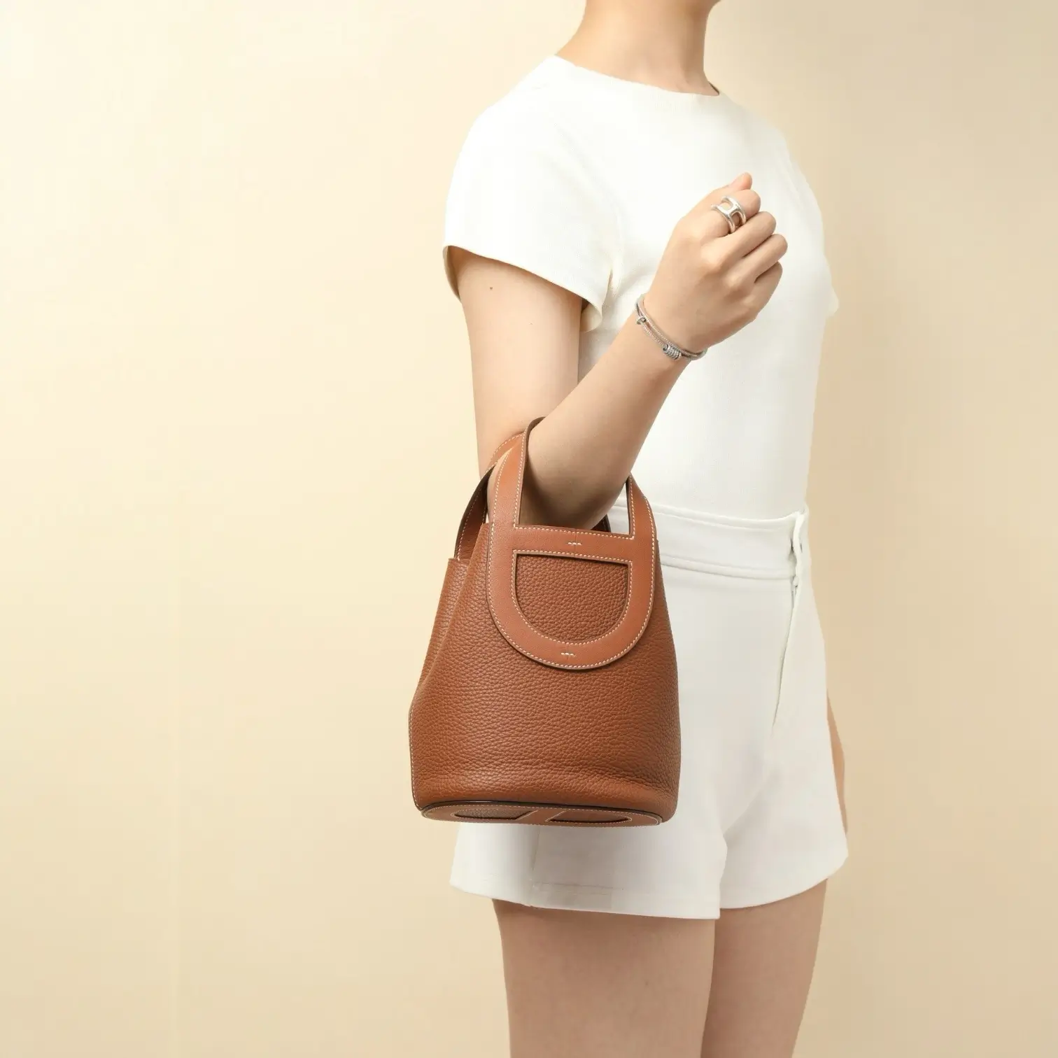 ان ذا لوب ١٨ / كك٣٧ - Image 8