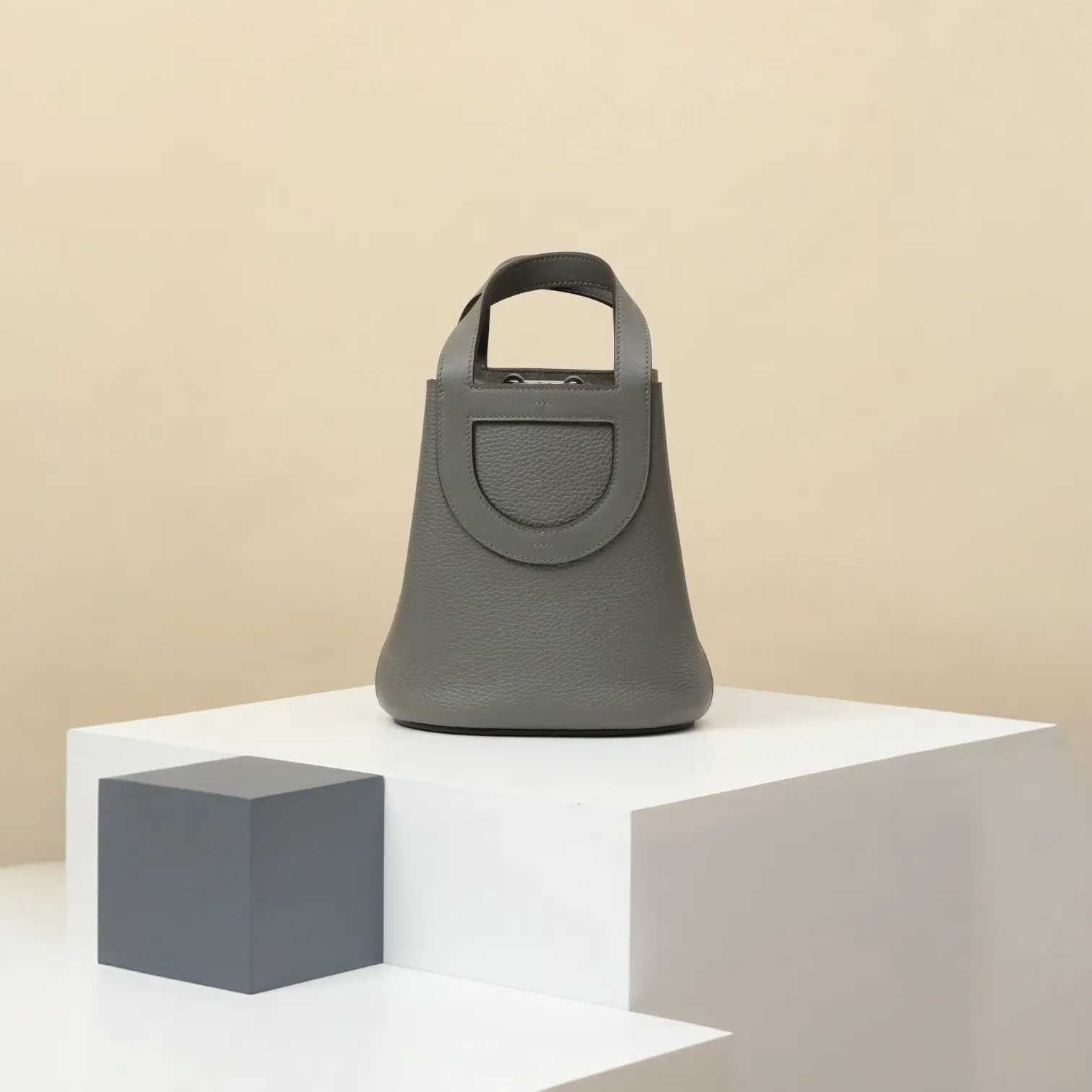 ان ذا لوب ١٨ / ٠ل - Image 3