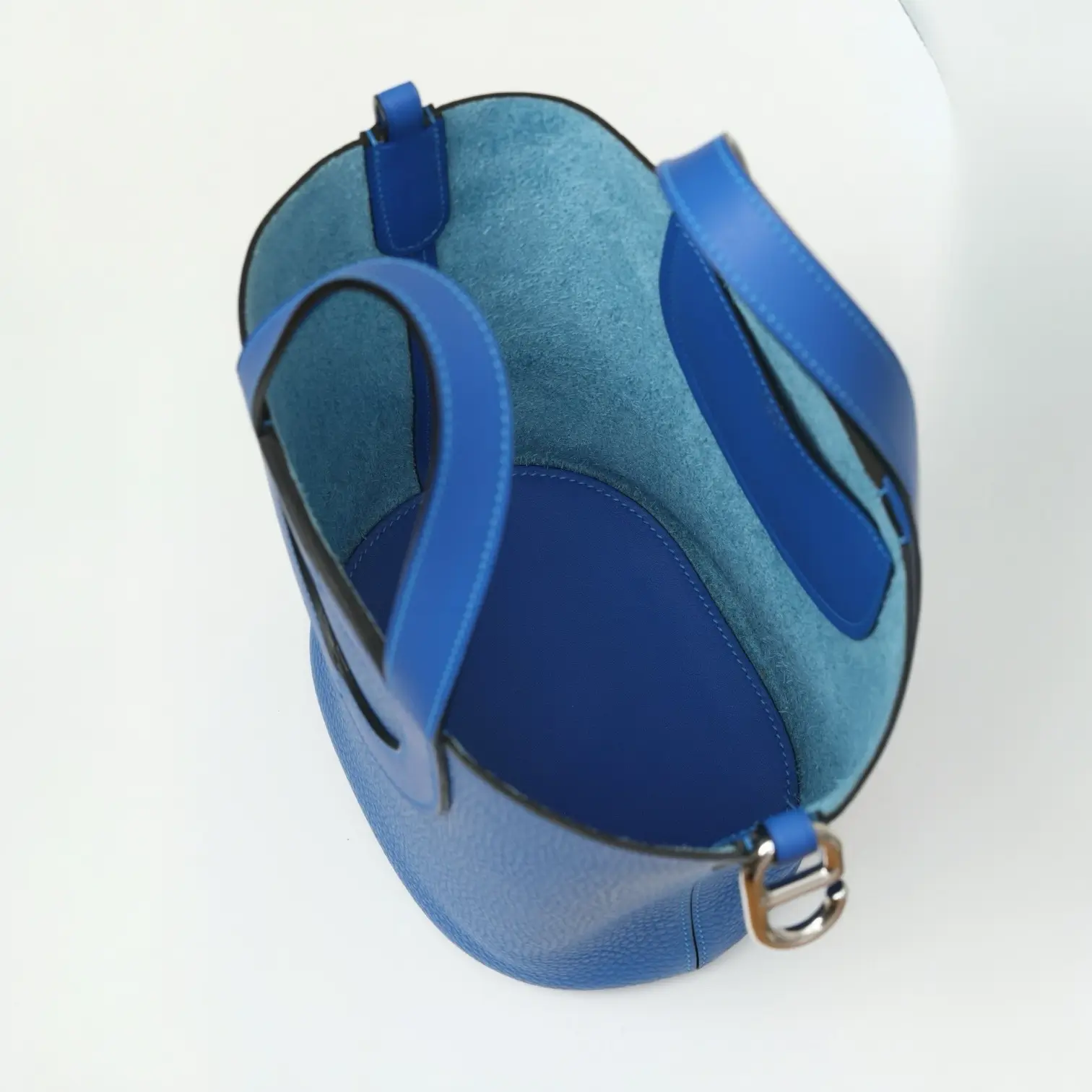 ان ذا لوب ١٨ / ٧١ - Image 7