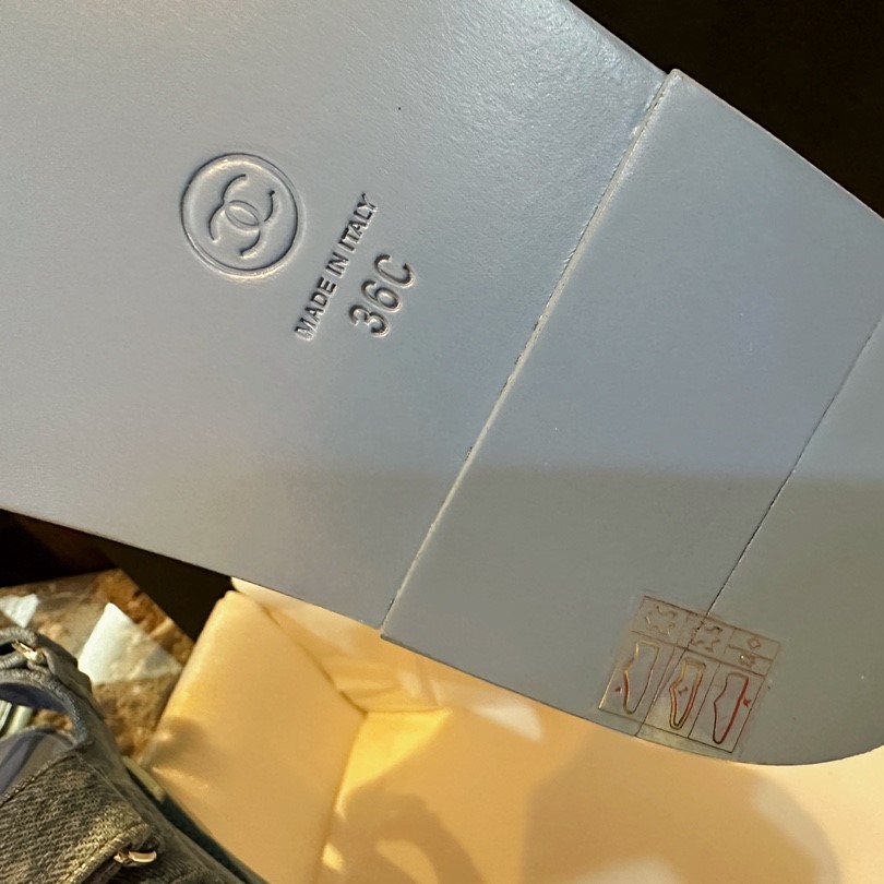 داد ساندالس