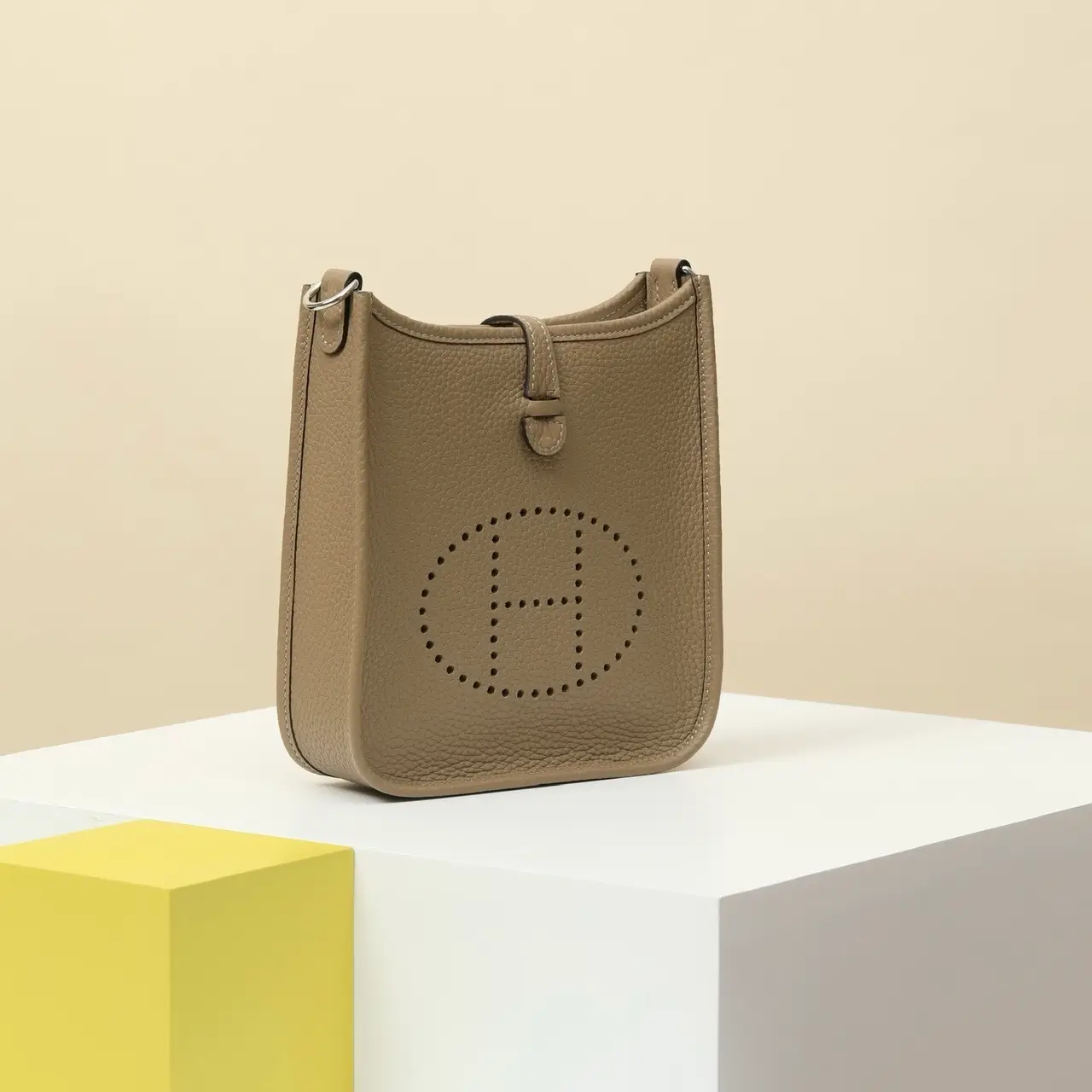 ايفلين ١٦ / ٨ق - Image 3