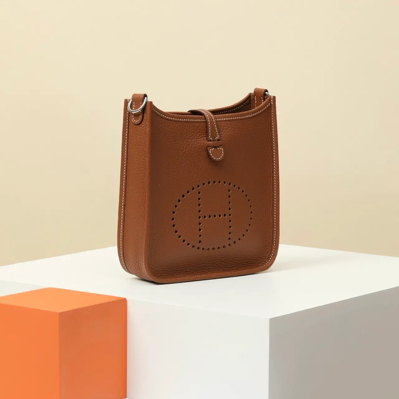 ايفلين ١٦ / كك٣٧ - Image 3