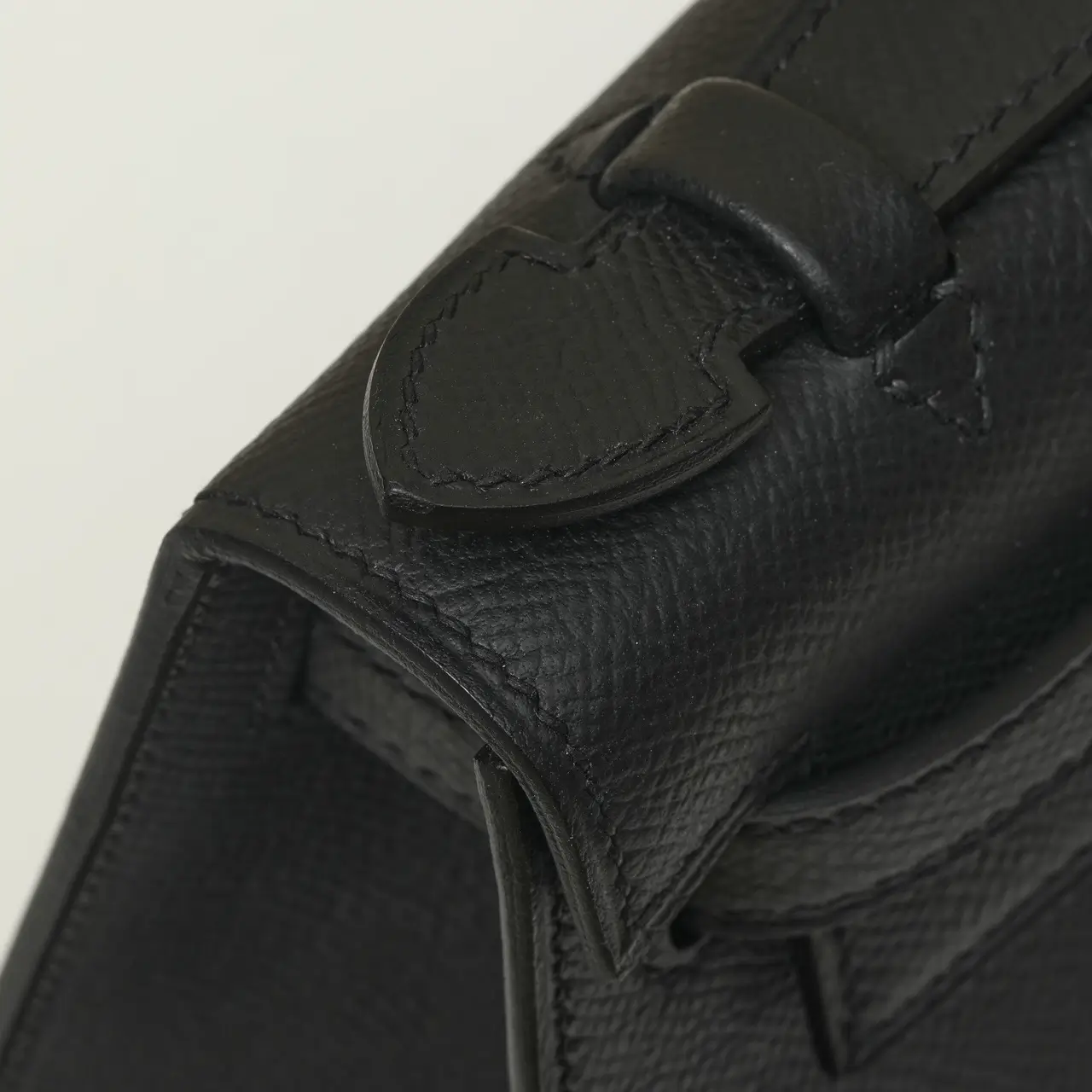 كيلي بوشيت / كك٨٩ - Image 6