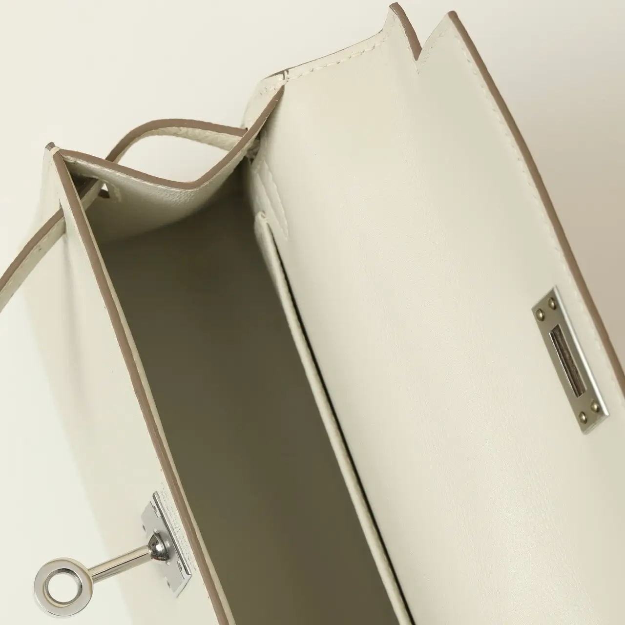 كيلي ٢٠ / وت - Image 8