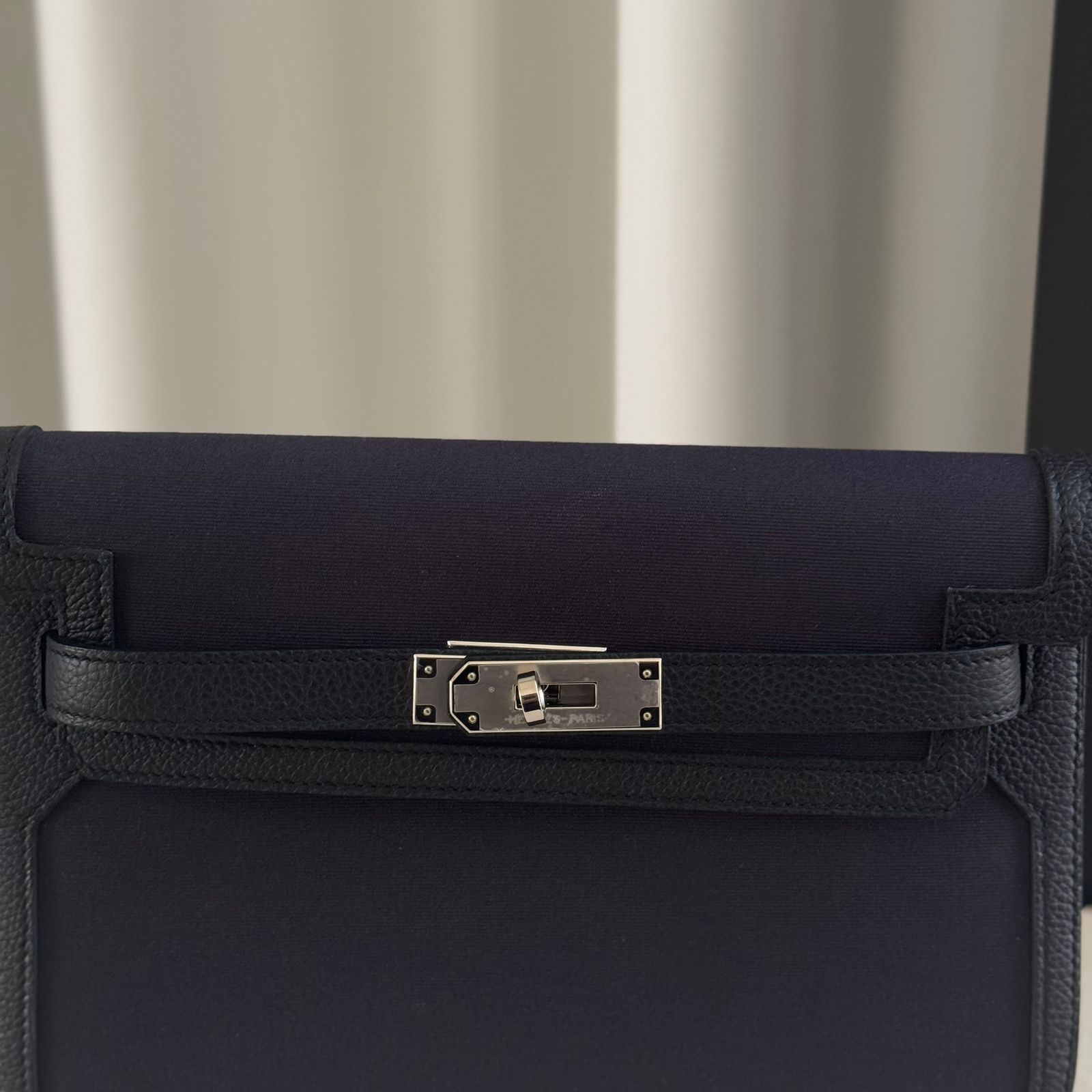 كيلي باوتش ٢٥ - Image 2