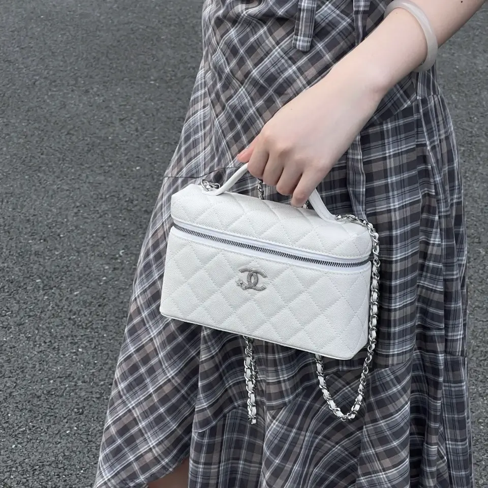 فانيتي توب هاندل ستار - Image 2